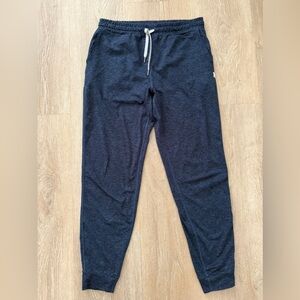 Women’s Vuori Sunday Joggers - great condition